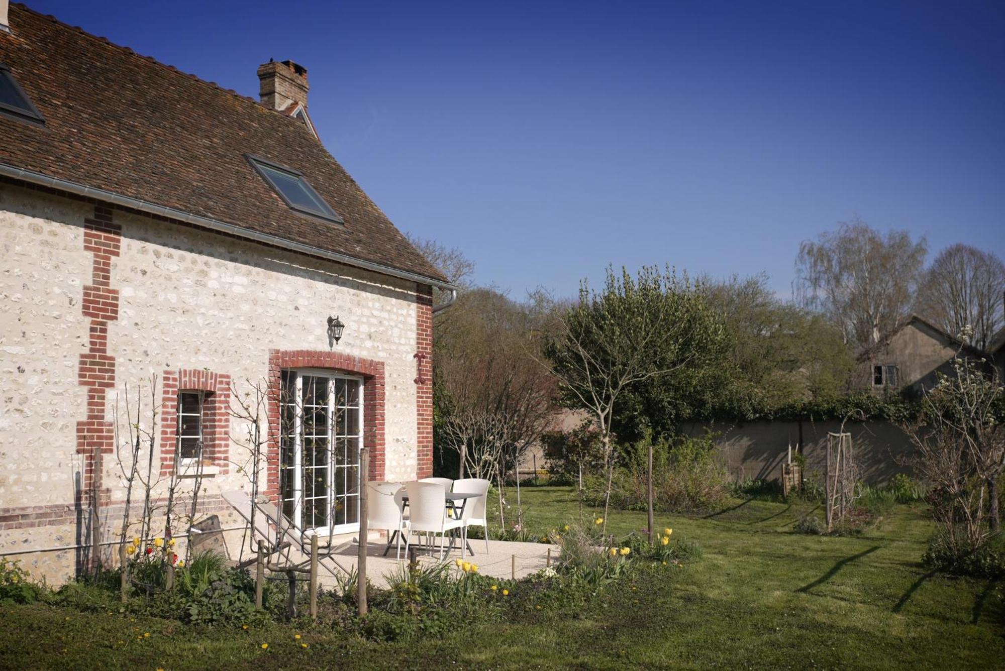 Les Jardins De Felicie Villa Poses ภายนอก รูปภาพ